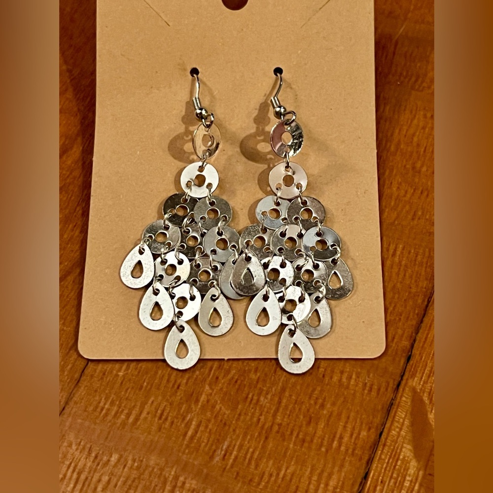 Silver tiered drop dangle earrings